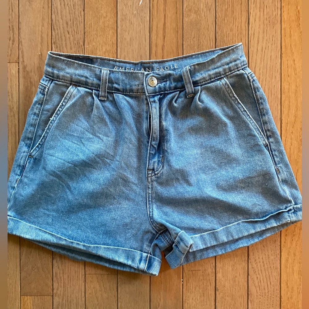EUC American Eagle Outfitters Mom Short cuffed jean shorts